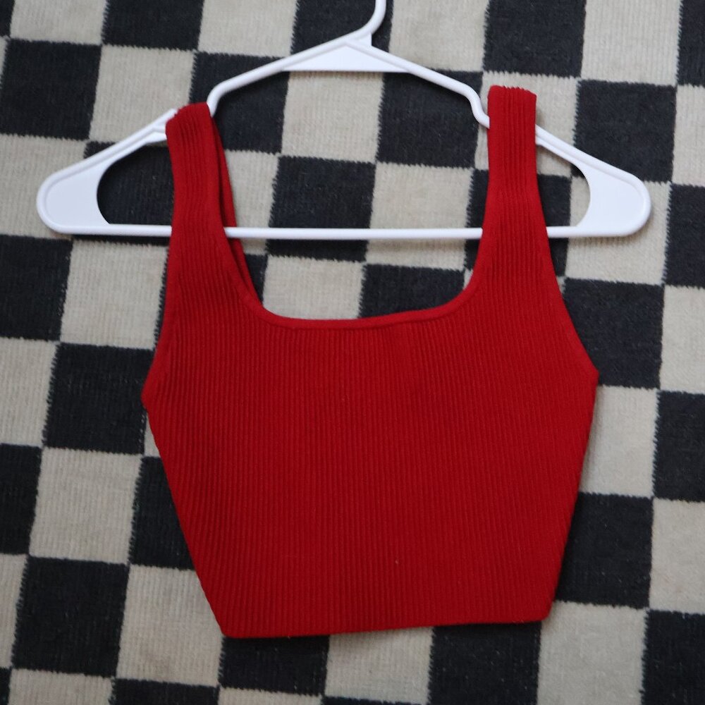 Aritzia Babaton red sculpt knit tank